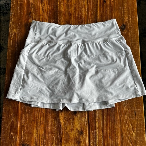 EUC 3 pack if active pleated skorts - Picture 6 of 13